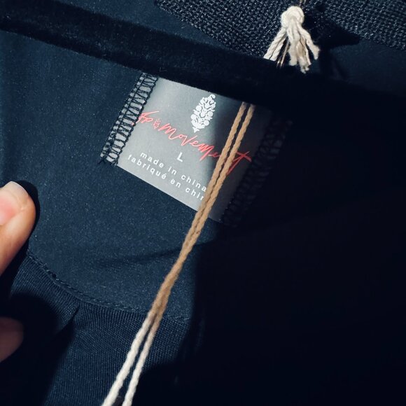 FREE PEOPLE Movement Care FP Seaside Fleece Black Jacket Size L NWT - Picture 10 of 13